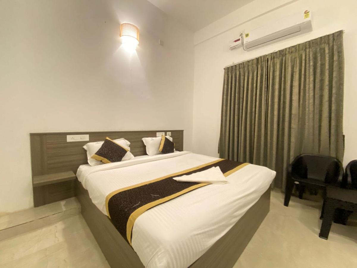 Le Poshe Beachview - Tie Hotels & Resorts Pondicherry Dış mekan fotoğraf