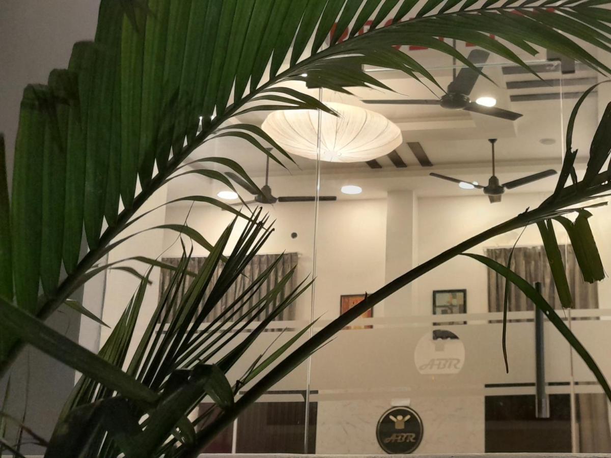 Le Poshe Beachview - Tie Hotels & Resorts Pondicherry Dış mekan fotoğraf