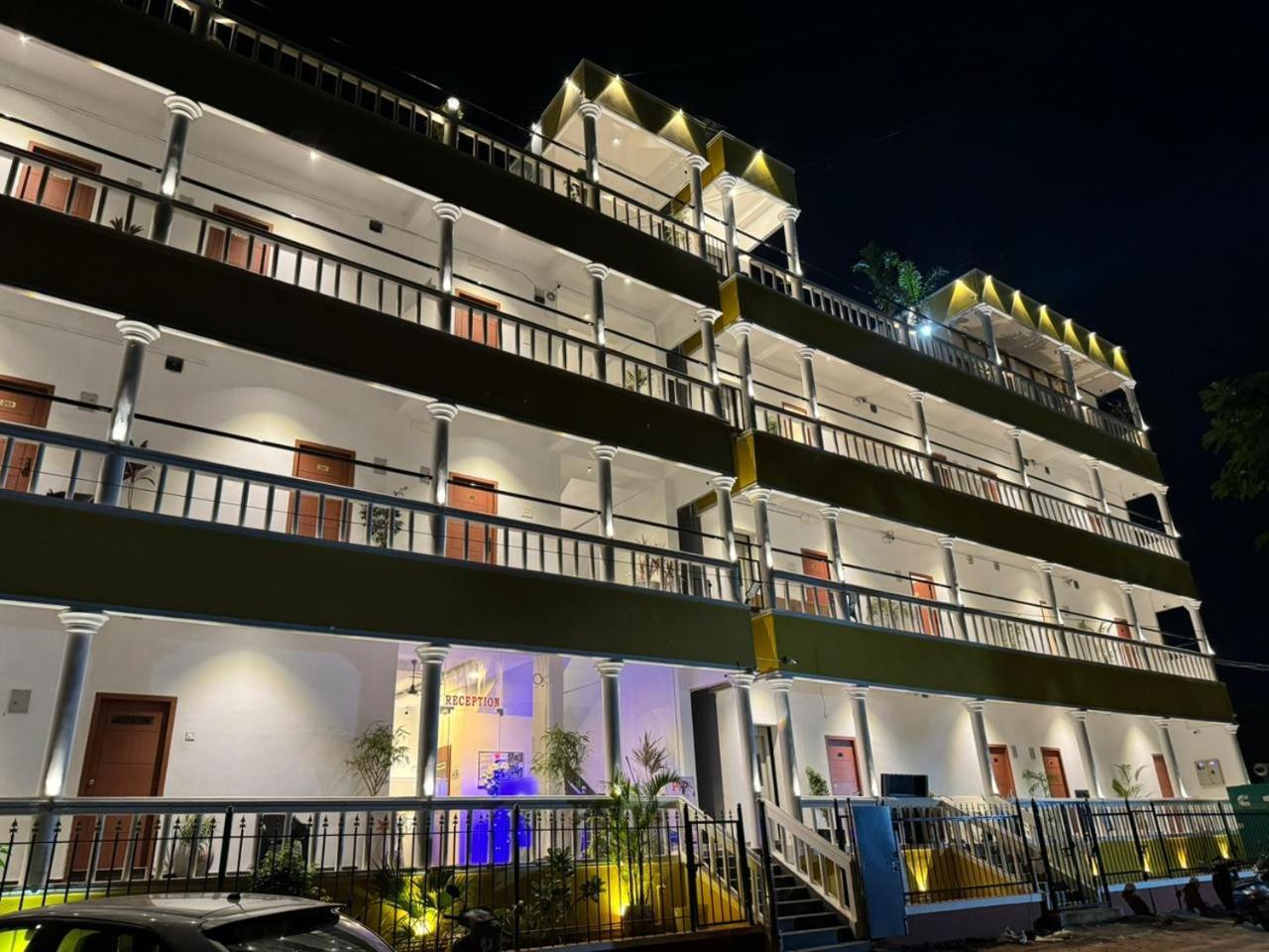 Le Poshe Beachview - Tie Hotels & Resorts Pondicherry Dış mekan fotoğraf