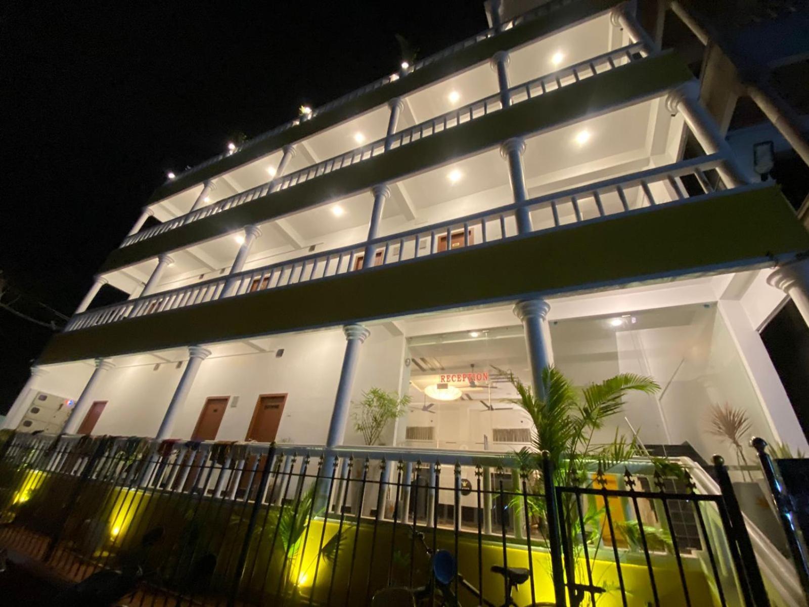 Le Poshe Beachview - Tie Hotels & Resorts Pondicherry Dış mekan fotoğraf